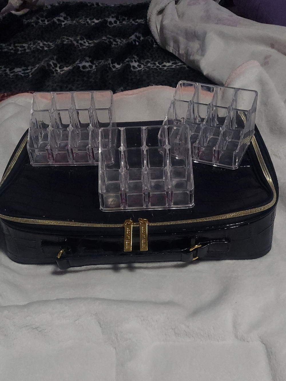 5 For $10 Estee Lauder Makeup Case, Brush Set with ,3 Lipstick Holders .